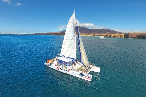 I Love Papagayo Catamaran Lanzarote