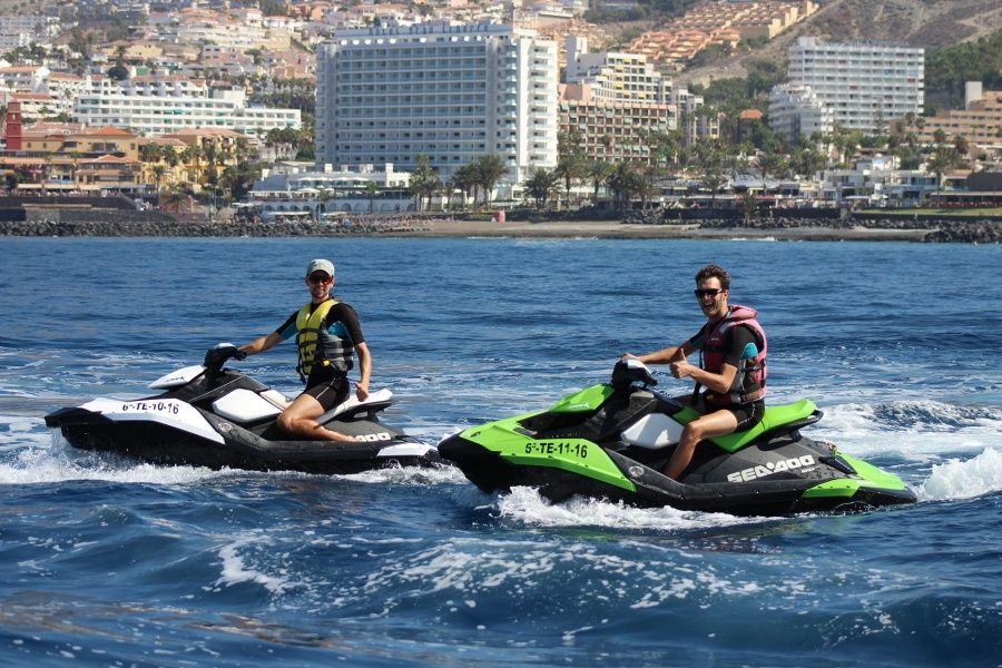 jet-ski-safari-tenerife-package_l